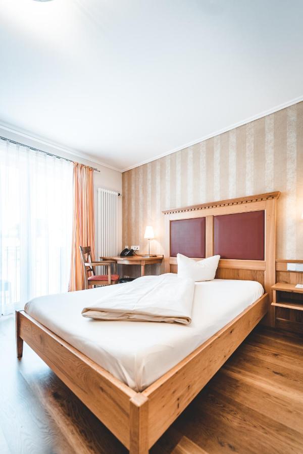 Hotel & Gasthof Loewen Ulm Ngoại thất bức ảnh