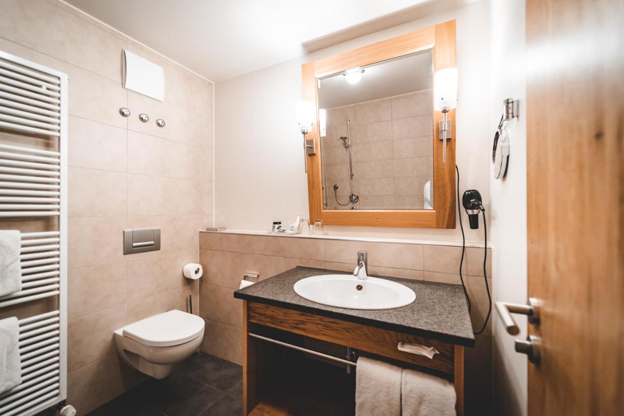Hotel & Gasthof Loewen Ulm Ngoại thất bức ảnh