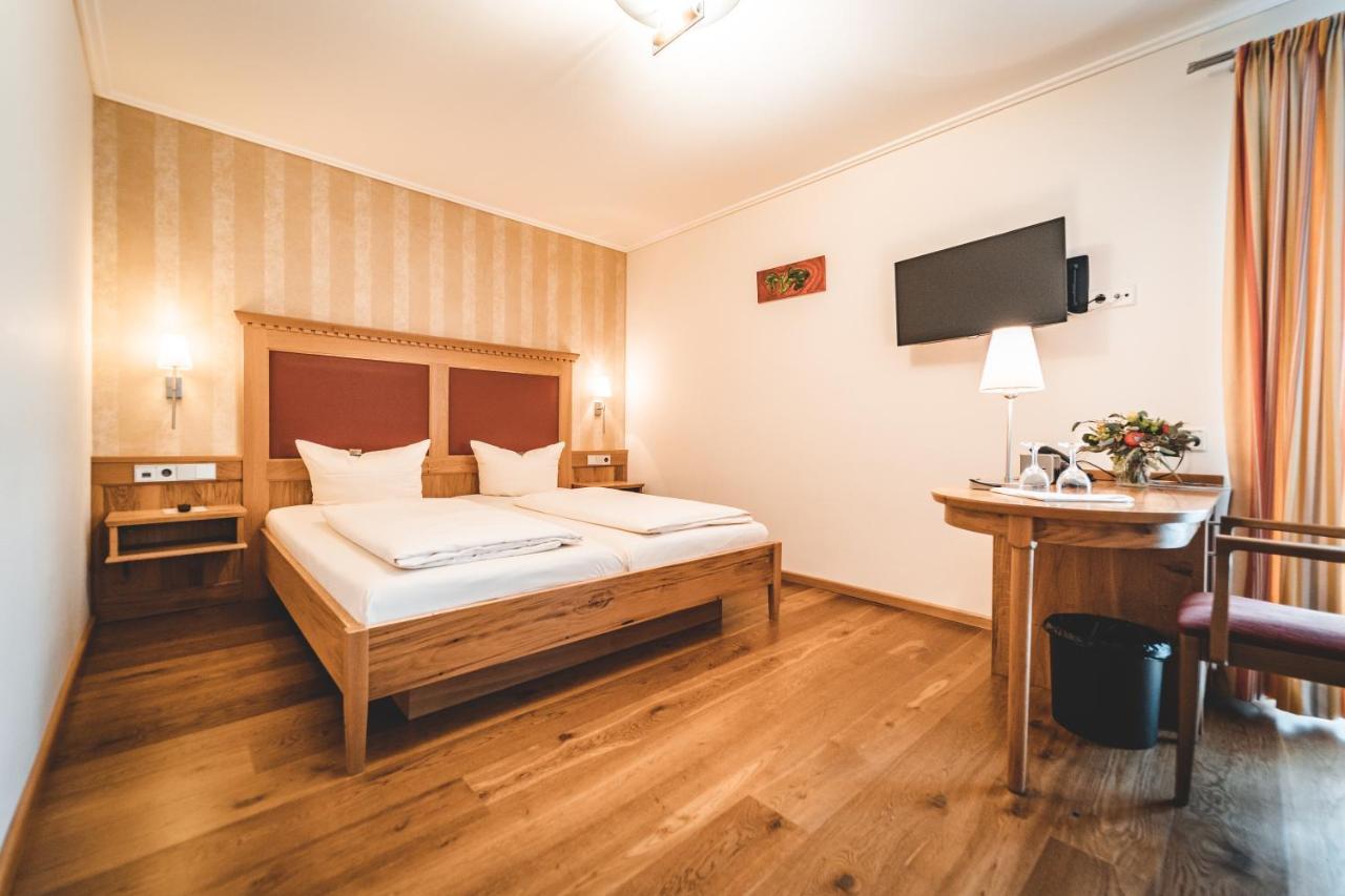Hotel & Gasthof Loewen Ulm Ngoại thất bức ảnh