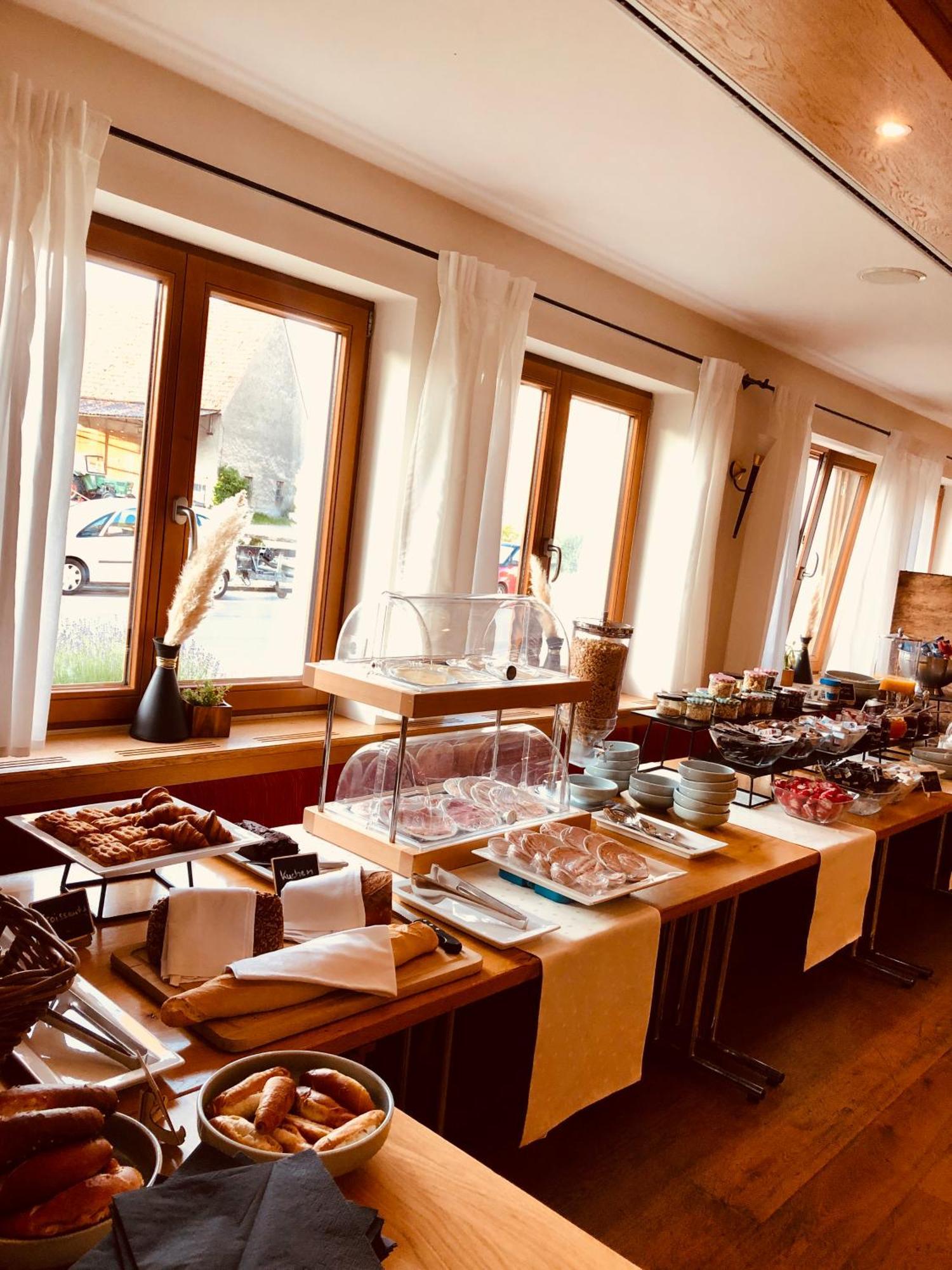 Hotel & Gasthof Loewen Ulm Ngoại thất bức ảnh